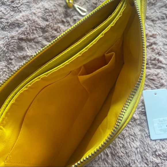 Medium Yellow Shoulder Bag - Picture 4 of 6